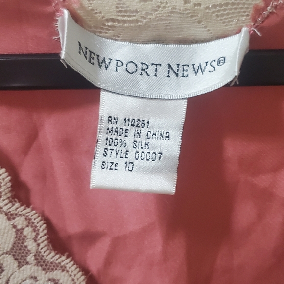 Newport News Silk lace trim empire top - Picture 3 of 5